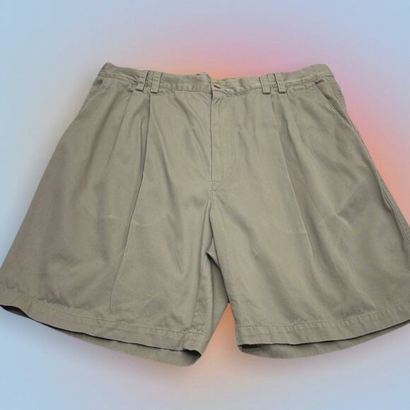 GREG NORMAN GOLF Men’s 38 Tan Pleated Shorts - Picture 1 of 4
